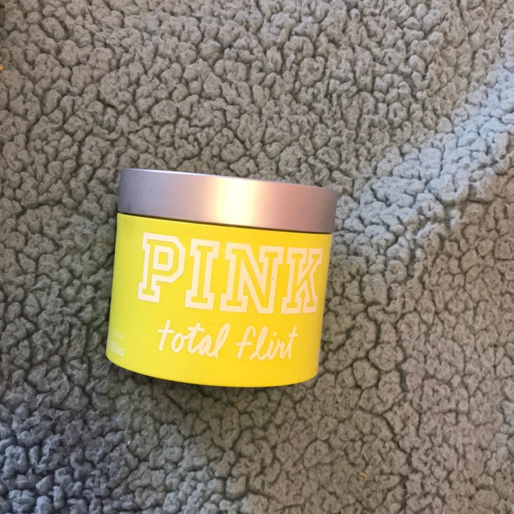 PINK total flirt lotion